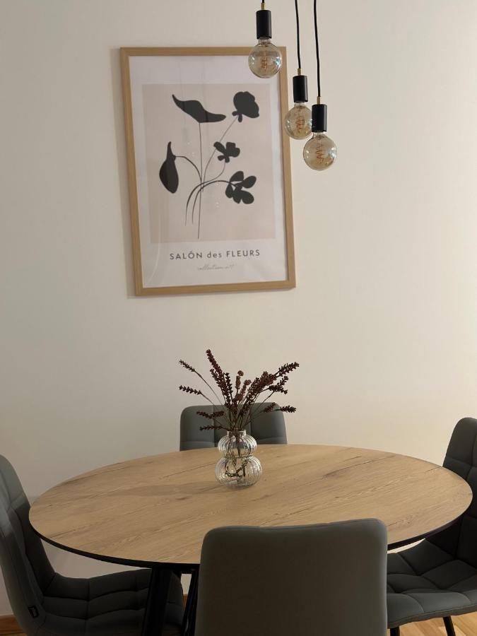 Apartamento Carlos III Ribadeo Luaran gambar